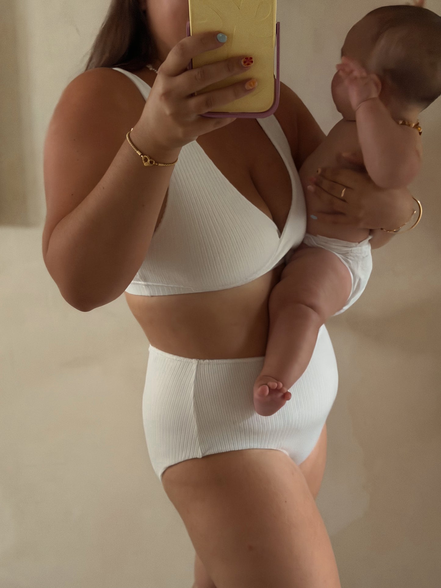 Nancy Knickers - Milk